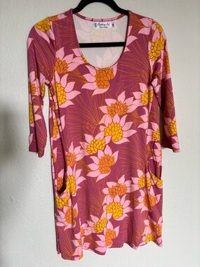 Fighting Eel Pink and Yellow Neckline Detail Top